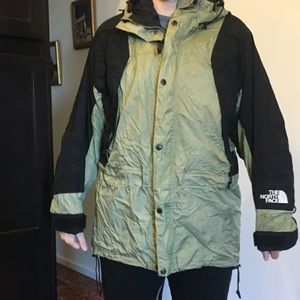 North Face Rain jacket Men’s large